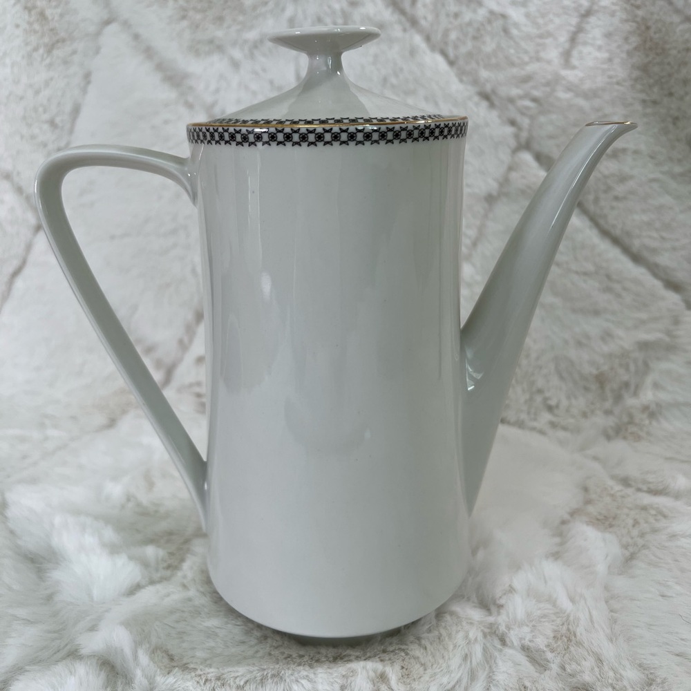 Z & Co Tircshenreuth Bavaria Teapot